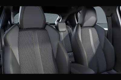 プジョー208GTハイブリッド:高いホールド性のダイナミックシートを採用。ビビッドカラーのステッチがオシャレだ