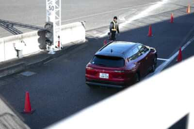 コースインするクラウンエステート