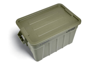 Jeep® Wrangler Rubicon：ミリタリーカラーの大型サイズのコンテナが購入時特典となっている