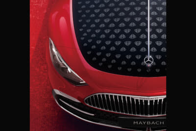 メルセデス・マイバッハSL680 Monogram Series:オプションのマイバッハ・ロゴ入りボンネットを選択するとマイバッハパターンのボンネットが装着される