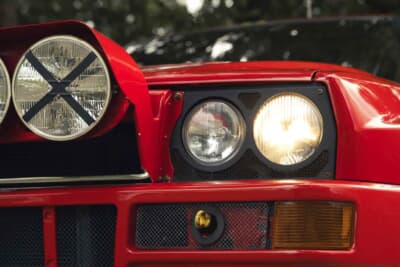 14万9500ユーロ（邦貨換算約2670万円）で落札されたランチア「デルタHFインテグラーレ ムレット・ストラダーレ」（C）Bonhams