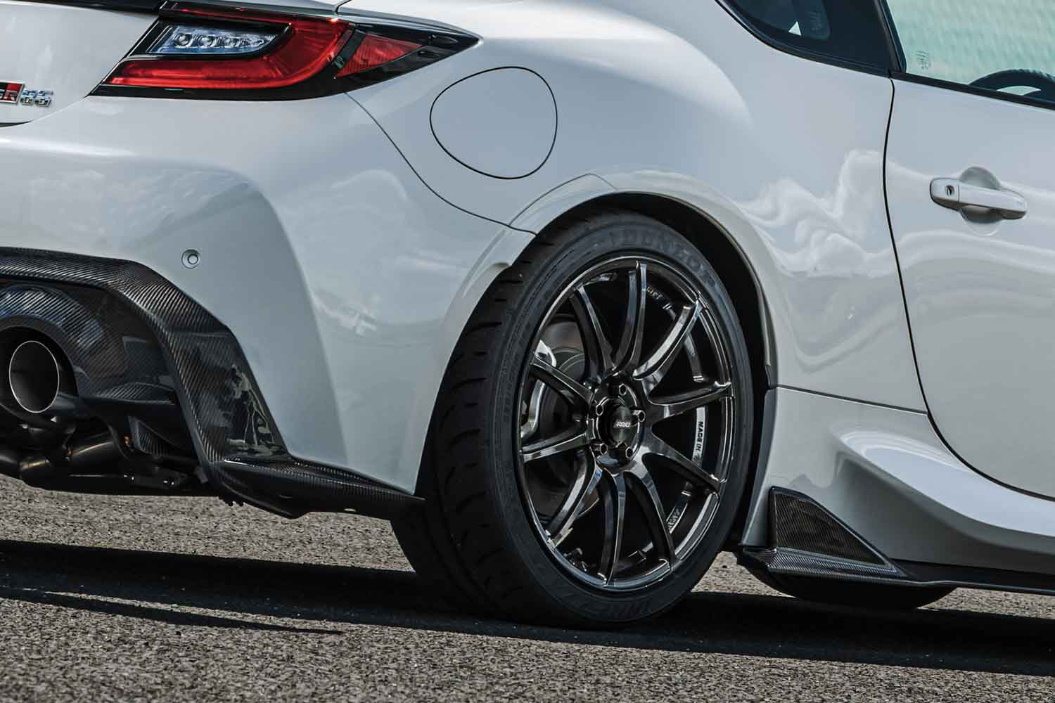 00_AMW_251210_RAYS-gramLIGHTS-