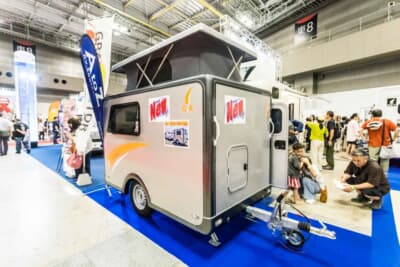 TAMA-T：全長はボディ部分が260cm、カプラー部分も含めて351cm、全幅153cm、全高195cmと、ほとんど軽自動車サイズで非常にコンパクト