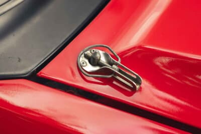 14万9500ユーロ（邦貨換算約2670万円）で落札されたランチア「デルタHFインテグラーレ ムレット・ストラダーレ」（C）Bonhams