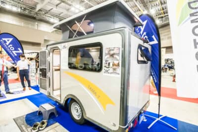 TAMA-T：全長はボディ部分が260cm、カプラー部分も含めて351cm、全幅153cm、全高195cmと、ほとんど軽自動車サイズで非常にコンパクト