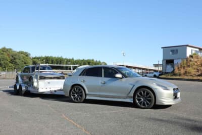 日産 スカイラインクロスオーバー：R35 GT-R仕様にできるんじゃないか？　と思いたち、実際に仕上げてしまった