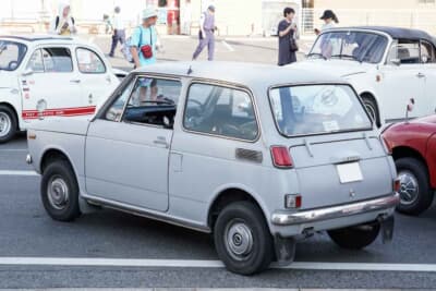 ホンダN III 360:最終型はリヤのトレッドを5mm広くなり、エクステリアデザインも変更された