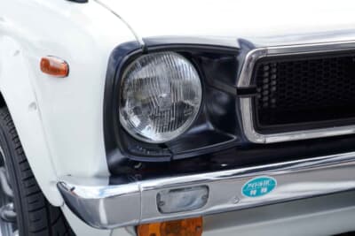 日産 チェリークーペX-1R:ヘッドライトは新車当時に流行したマーシャル製に交換されている