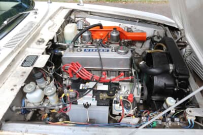 日産 シルビア：エンジンはR型のオリジナルで、純正のSUツインキャブをセット。電磁ポンプ、フルトラ点火、電動ファンも装備する