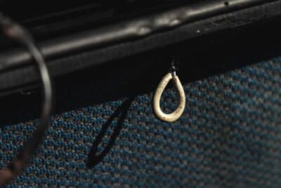 5万7500ユーロ（邦貨換算約1030万円）で落札されたフェラーリ「208GT4」（C）Bonhams