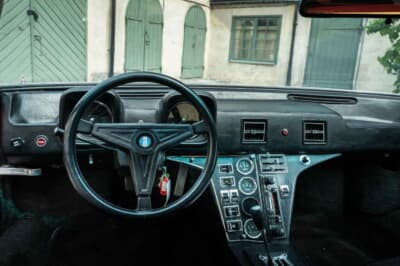 11万5000ユーロ（邦貨換算約2040万円）で落札されたデ・トマソ「パンテーラ」（C）Bonhams