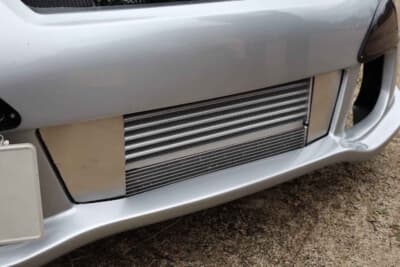 ダイハツ コペン:狭小なエンジンルームで熱対策を考えた巧みなレイアウト