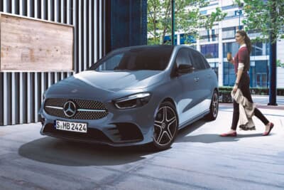 メルセデス・ベンツBクラスUrban Stars：マルチビームLEDヘッドライトやアダプティブハイビームアシスト・プラスの標準装備で夜間走行時も安心