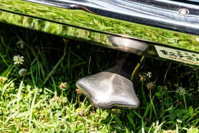 トヨタ クラウンバン スーパーデラックス：ムーンアイズのマフラーカッター