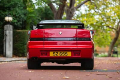 6万5250ポンド（邦貨換算約1318万円）で落札されたアルファ ロメオ「SZ」（C）iconicauctioneers