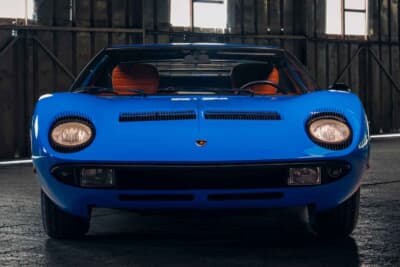 129万8750英ポンド（邦貨換算約2億6900万円）で落札されたランボルギーニ「P400ミウラ」（C）Courtesy of RM Sotheby's