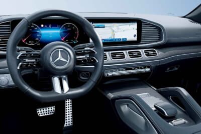 Mercedes-Benz GLE 450 d 4MATIC Sports Night Edition（ISG）：本革／ナッパレザー［ブラック］シートを採用したSUVのインテリア