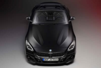 BMW Z4 Final Edition：フローズン・マット・ブラックのボディカラーにMハイグロスシャドウライントリムを組み合わせる