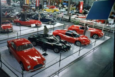 ドイツ車ばかりでなくご覧のようなイタリアンスポーツもある