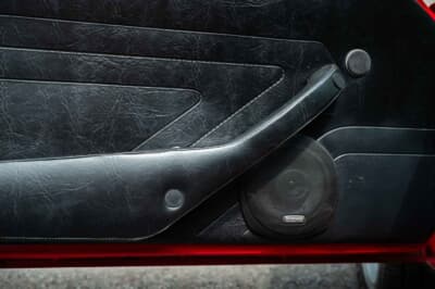 11万5000ユーロ（邦貨換算約2040万円）で落札されたデ・トマソ「パンテーラ」（C）Bonhams