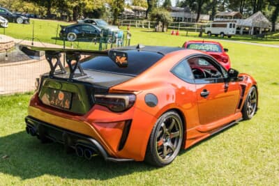 トヨタ 86:リアバンパーのみVeilSide製をチョイス