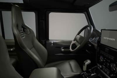 クラシック・ディフェンダーV8：カーキ・グリーンを採用したインテリア