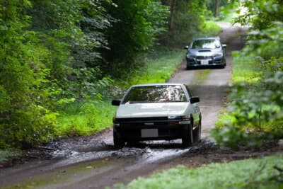 AE86スプリンタートレノでやってきた蛭子毅／梅田臣宏組