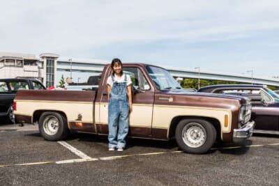 シボレーC10ピックアップ:足まわりは、RIDETECHのキットでフロントをコイルオーバーに、リアも4リンク+コイルオーバーとしており、あわせて車高も15cmほどローダウンしている