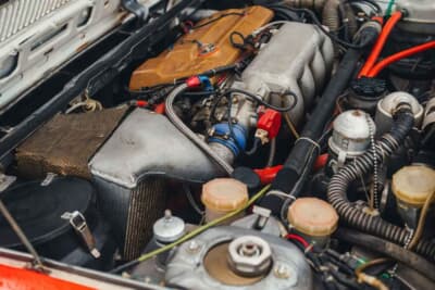 27万250ユーロ(邦貨換算約4760万円)で落札されたランチア「デルタHF インテグラーレ 8V マルティーニ ランチア ワークス サファリ Gr.A」(C)Courtesy of Broad Arrow