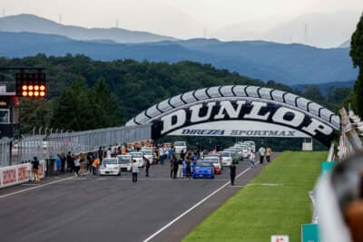 スポーツランドSUGOでHA36カップが夏に開催されるのは初。当日は30℃を超える猛暑で、人間にもクルマにも厳しいコンディション