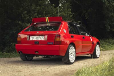 14万9500ユーロ（邦貨換算約2670万円）で落札されたランチア「デルタHFインテグラーレ ムレット・ストラダーレ」（C）Bonhams