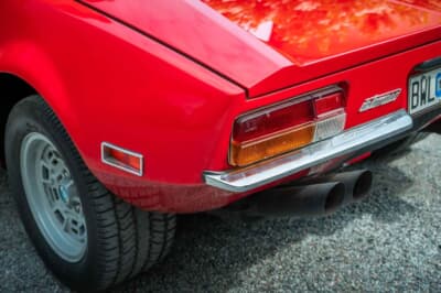 11万5000ユーロ（邦貨換算約2040万円）で落札されたデ・トマソ「パンテーラ」（C）Bonhams