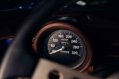 129万8750英ポンド（邦貨換算約2億6900万円）で落札されたランボルギーニ「P400ミウラ」（C）Courtesy of RM Sotheby's