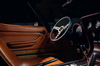 129万8750英ポンド（邦貨換算約2億6900万円）で落札されたランボルギーニ「P400ミウラ」（C）Courtesy of RM Sotheby's