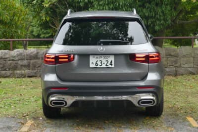 メルセデス・ベンツ GLB 200 d 4MATIC アーバンスターズ：最小回転半径が5.5mだから、じつに扱いやすい