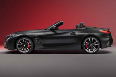 BMW Z4 Final Edition：トヨタGRスープラと共通プラットフォームでファブリックルーフと軽量化を重視したロードスターモデル