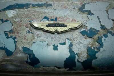 1965年式アストンマーティンDB5：各アルミパネルをすべてリファインしたアストンマーティン・ワークスのプロイズムが光る