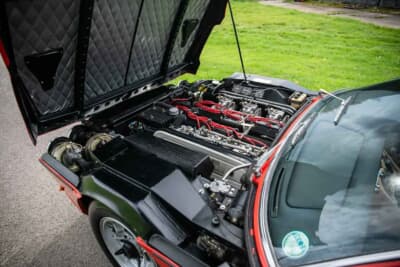 13万2750ポンド（邦貨換算約2761万円）で落札されたランボルギーニ「エスパーダS2」（C）iconicauctioneers