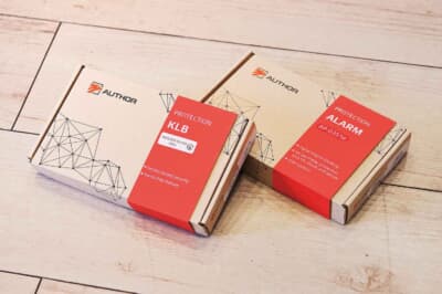 PLAN2通常施工：内容:イグラアラーム、キーレスブロックJPプラス、オーサーアラーム用可変ボリュームコントローラー、スキャナー、純正カスタムコーディング、車両エラー診断、オリジナル電波遮断ボックス、オリジナルキーフォブレザーケース他