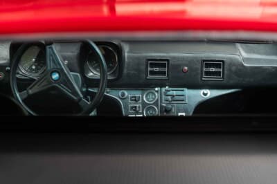 11万5000ユーロ（邦貨換算約2040万円）で落札されたデ・トマソ「パンテーラ」（C）Bonhams