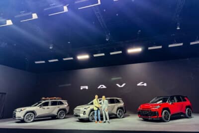 トヨタ RAV4:東京・有明アリーナで6代目RAV4のワールドプレミアが行われました