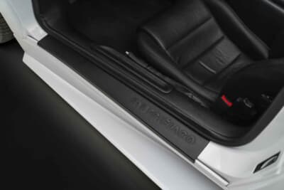 65万1875ドル（邦貨換算約1億78万円）で落札されたランボルギーニ「ムルシエラゴロードスター」（C）Courtesy of RM Sotheby's