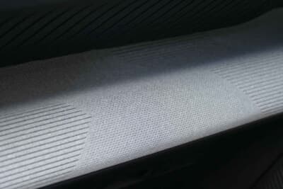 シトロエン C3 MAX ハイブリッド:ファブリック生地の触り心地も良い