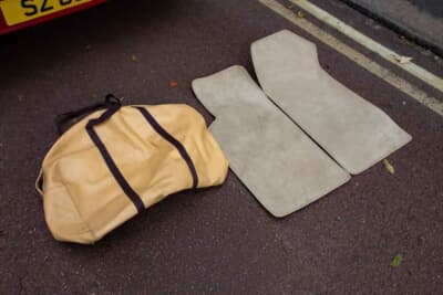 6万5250ポンド（邦貨換算約1318万円）で落札されたアルファ ロメオ「SZ」（C）iconicauctioneers