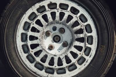 27万250ユーロ(邦貨換算約4760万円)で落札されたランチア「デルタHF インテグラーレ 8V マルティーニ ランチア ワークス サファリ Gr.A」(C)Courtesy of Broad Arrow