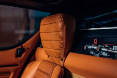 129万8750英ポンド（邦貨換算約2億6900万円）で落札されたランボルギーニ「P400ミウラ」（C）Courtesy of RM Sotheby's