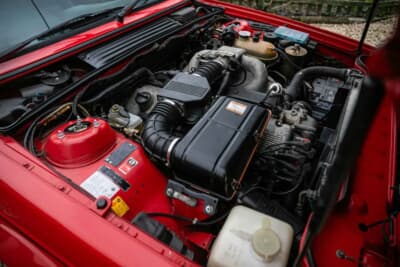 5万5125ポンド（邦貨換算約1147万円）で落札されたBMW「635CSi」（C）iconicauctioneers