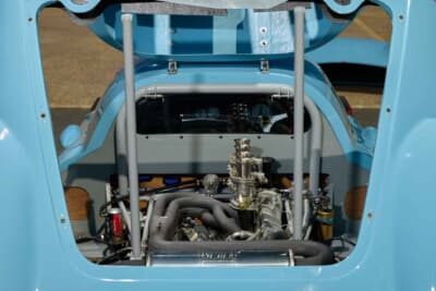 12万ポンド~14万ポンド(邦貨換算約2420万円〜2830万円)で現在も販売中のコスティン「ネイサン」(C)Bonhams