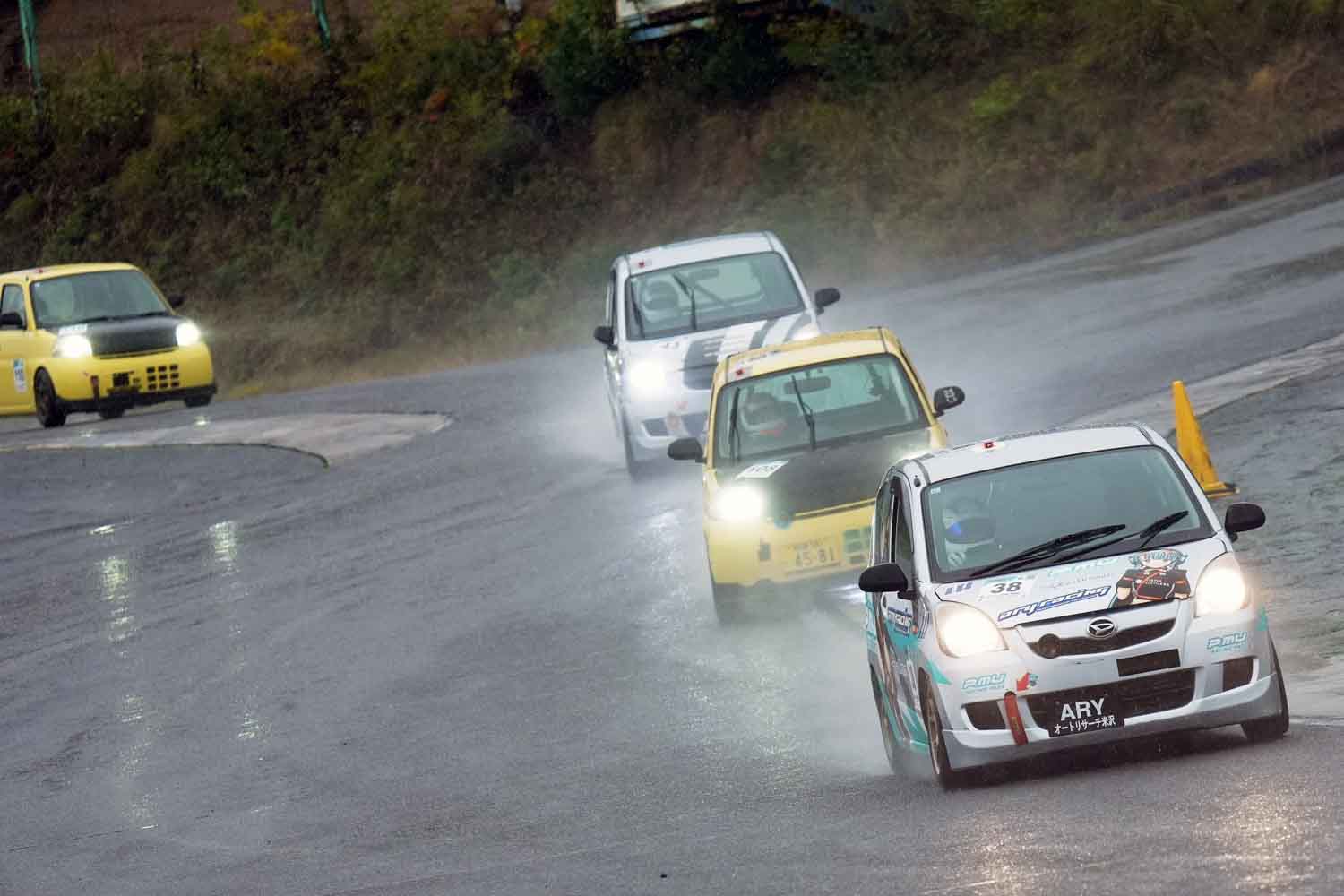軽自動車NAレース「東北660選手権」最終戦は来季の激戦を予感させる