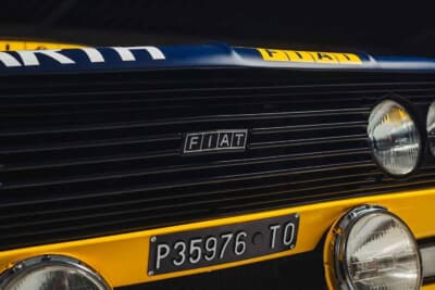 32万ユーロ〜38万ユーロ（邦貨換算約5620万円〜約6670万円）で現在も販売中のフィアット「131アバルト ラリー」（C）Courtesy of Broad Arrow